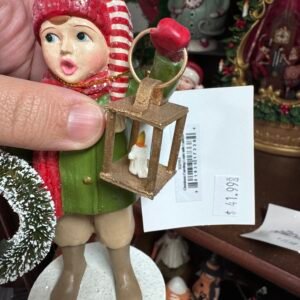 Christmas Caroling Louis with Lantern – (Bethany Lowe)