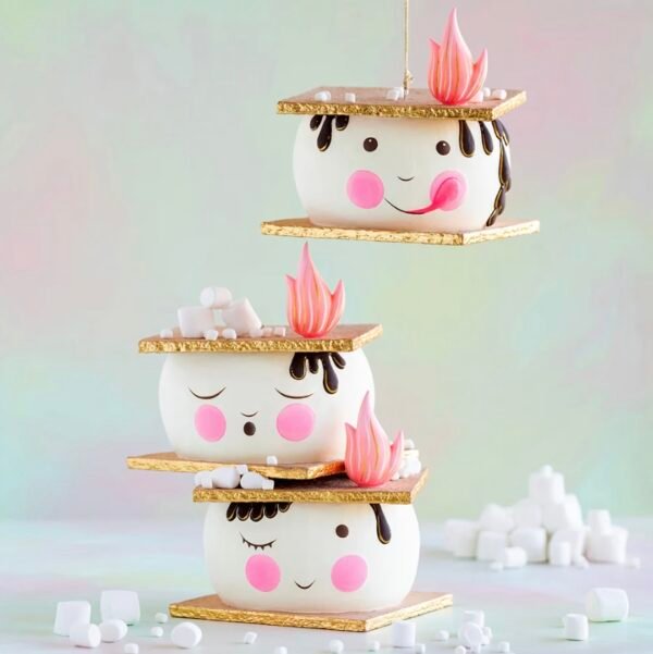 S'more Display - Glitterville